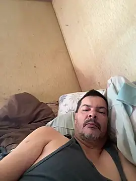 Pokazy przed kamerką – justN69
