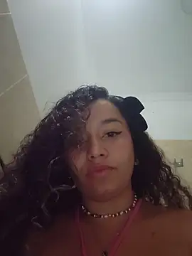 Show de Luisa_curly_ na webcam