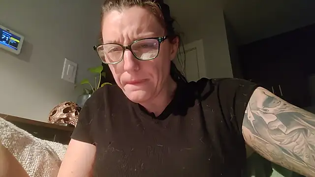 RavenNyxxx's Webcam Show