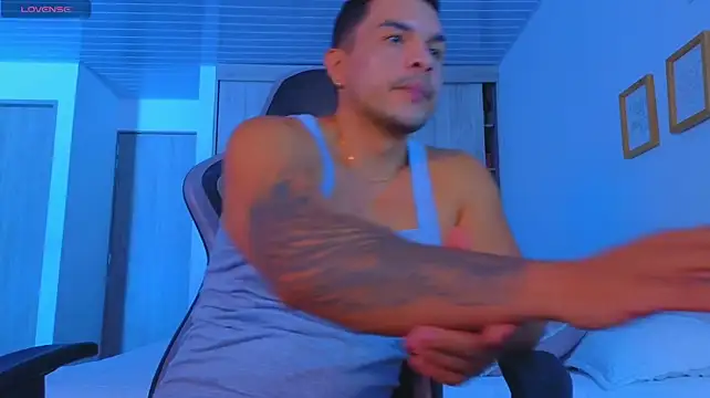 jhon_s webcam show