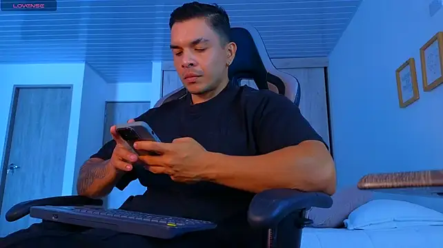 jhon_s Webcam show