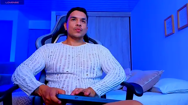הופעת וובקאם של jhon_s