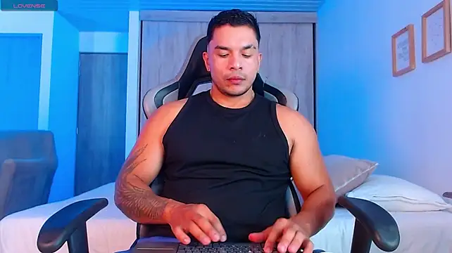 jhon_s webcam show
