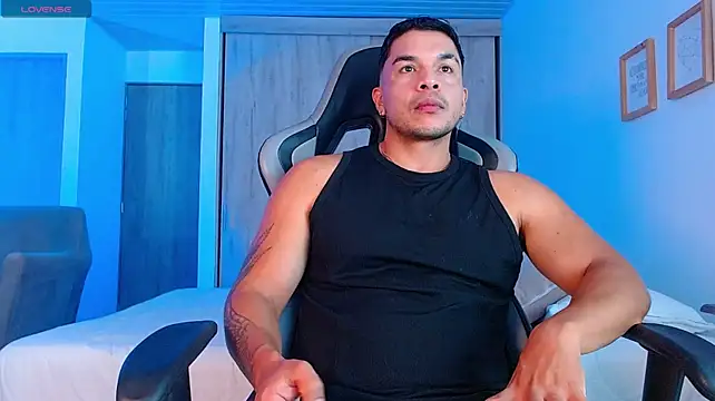 jhon_s Шоу с уебкамера
