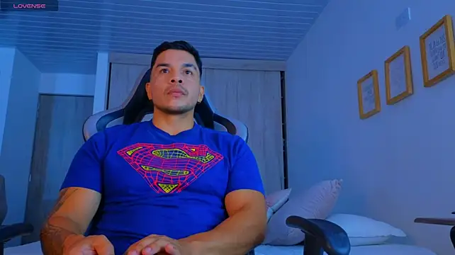jhon_s Show in webcam