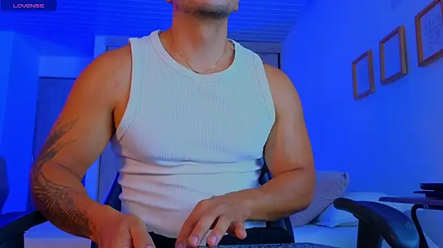 Show modela jhon_s na web-kameri