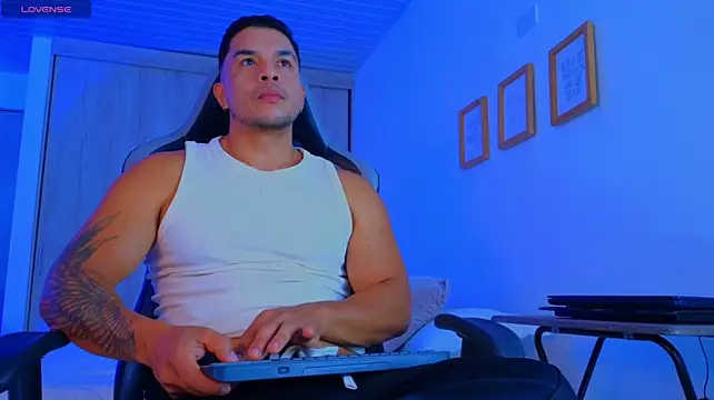 jhon_s Webcam-Show