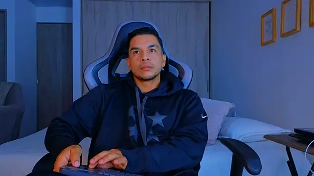 jhon_s Webcam Show