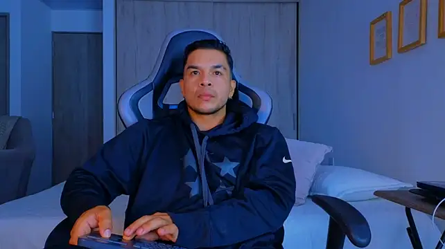 jhon_s Webcam-Show