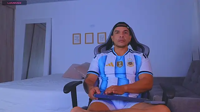 jhon_s Шоу с уебкамера