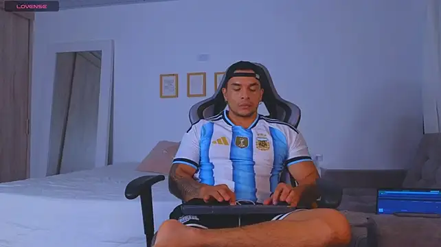 jhon_s Adlı Modelin Web Kamerası Şovu