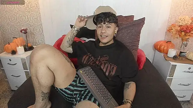 Bill33_ webcam show