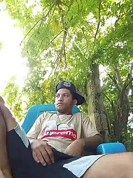 Damonlatino Webcam Show