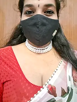 Vedha_sri Adlı Modelin Canlı XXX Sohbeti