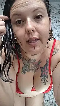 IAM_YOURF8CK1NGQUEEN's Webcam Show
