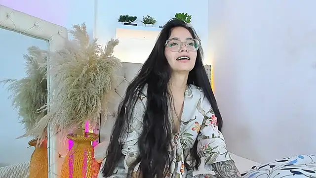 Czat XXX na żywo – carolinna_cute
