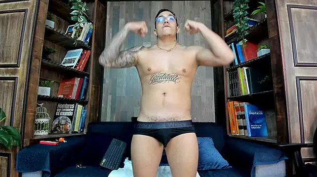 Axton_Wildn Webbikameraesitys