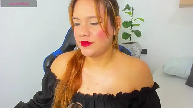 leire_greedy webcam show