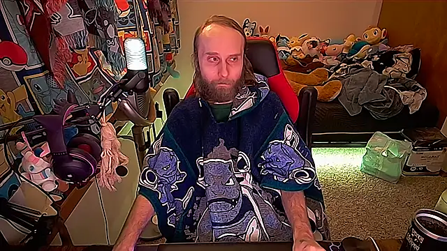 MrFrizby6211 webcam show