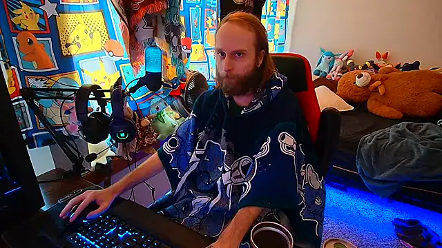 MrFrizby6211 Webcam show