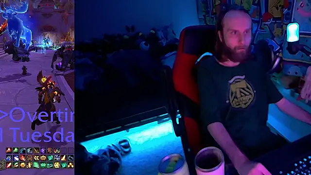 Show modela MrFrizby6211 na web-kameri