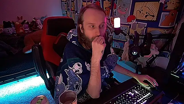MrFrizby6211 webcam show