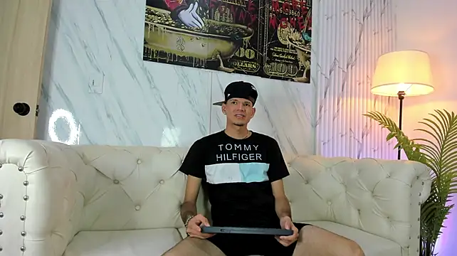 BIG_AVENGERS webkamerás műsora