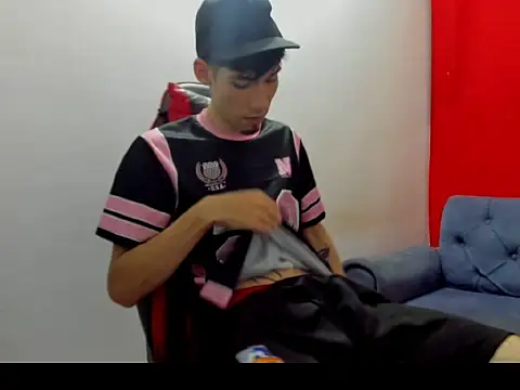CAMILO__21 Adlı Modelin Web Kamerası Şovu