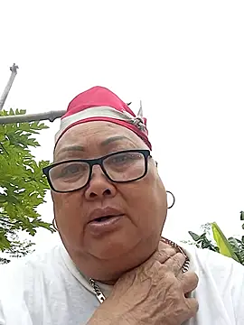 Hazel9z Show Webcam