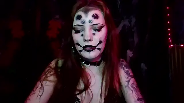 Alluring_Silk's Webcam Show