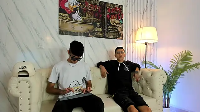 COOL_BOYS2 Webcam show