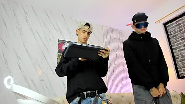 COOL_BOYS2 Шоу с уебкамера