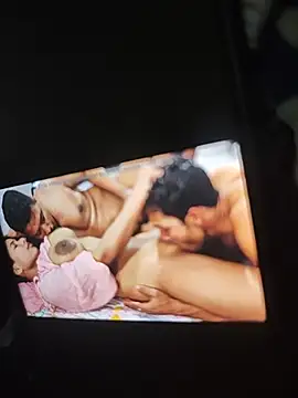 Show modela love7898 na web-kameri