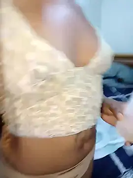 XXX chat uživo modela ebonnychick1