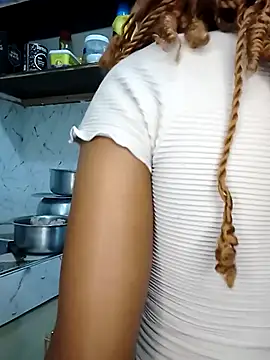 צ'אט XXX בשידור חי של ebonnychick1