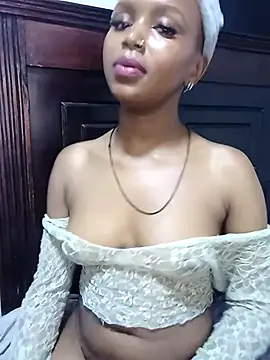ebonnychick1 Adlı Modelin Canlı XXX Sohbeti