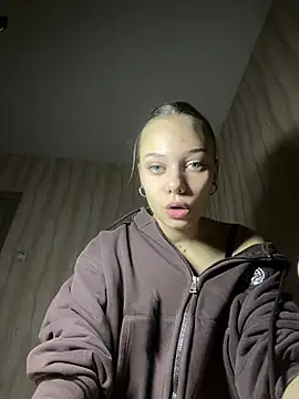 Gina_Dean XXX чат на живо