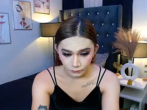 MarieWanah webcam show
