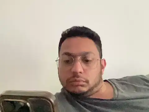 jdawgbigbull16 webcam show