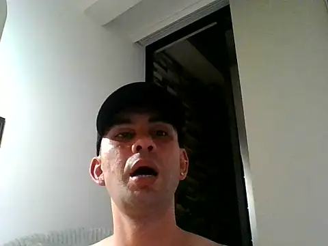 CHARLICOOKIEn Webbikameraesitys