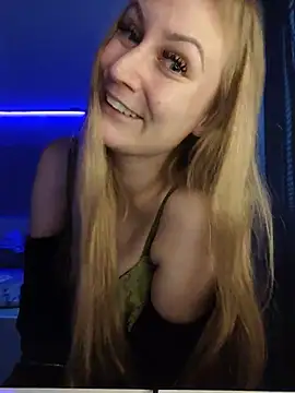 SweetGermanGoddess webcam show