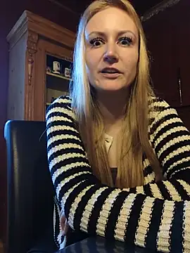 Show de SweetGermanGoddess na webcam