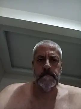 Abueloexhibicionista Adlı Modelin Web Kamerası Şovu