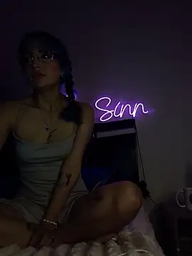Littlee_siin_'s Live XXX Chat