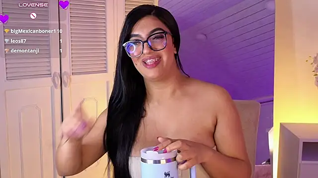 Sara_Blazee's Webcam Show