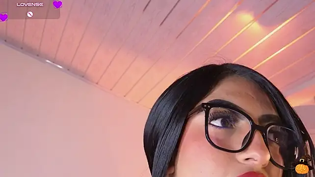 Chat +18 de Sara_Blazee ao vivo