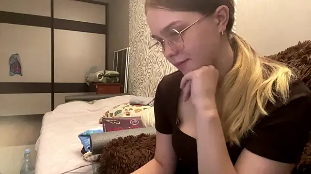 ShavonneFahrenkrug's Webcam Show