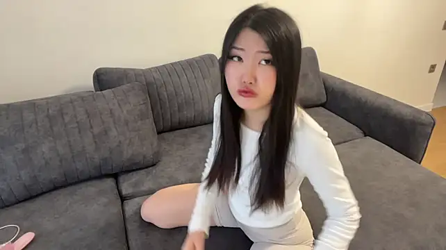 EffieCupples' Live XXX Chat