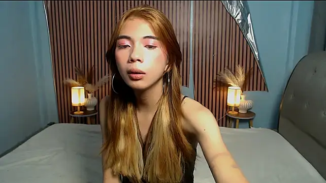 horsecock_levita Pertunjukan Webcam