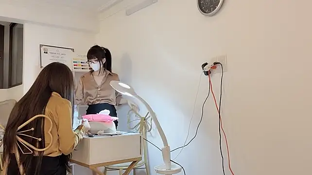 Luxe_Spa Show in webcam